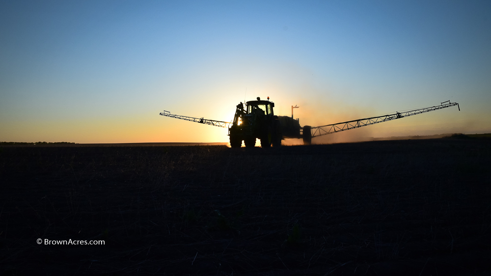 Brown Acres Custom Harvester Wheat Canola Oklahoma Kansas Nebraska South Dakota Combining Cutter DSC_8181